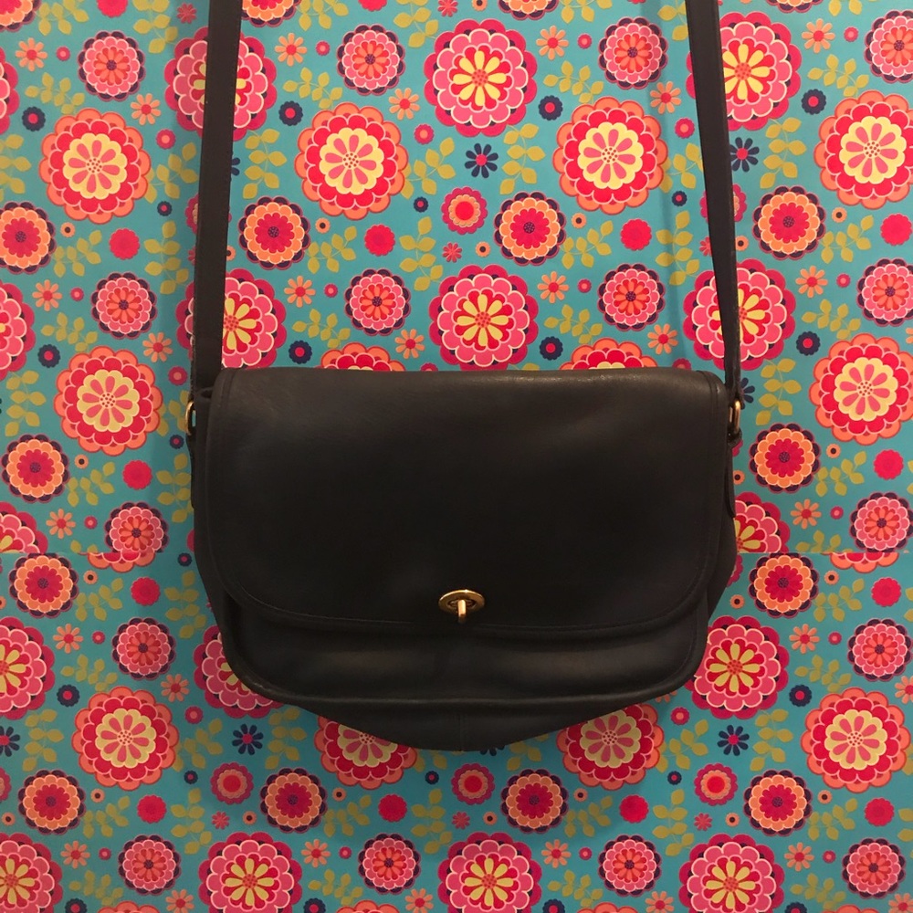 Vintage Coach Crossbody-Navy Blue
